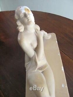 Sculpture Femme allongée Art déco Salvatore Melani