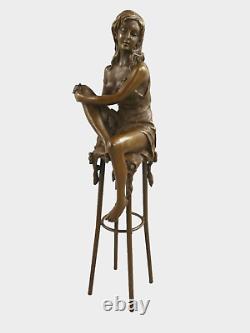 Sculpture bronze Art Déco semi nue femme sur tabouret d'après Pierre Collinet