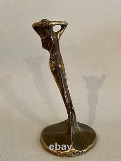 Sculpture bronze femme Art Nouveau Deco jugendstil 1900 signé à identifier