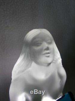 Sculpture en verre art deco L'IDOLE SABINO femme nue statuette veilleuse lampe