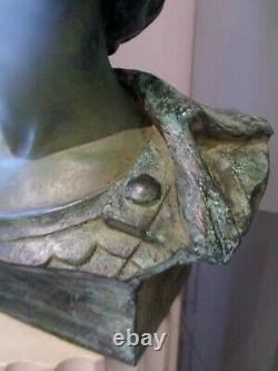 Sculpture statue Femme Déesse de la guerre Minerve sculpteur Alfred FINOT NANCY