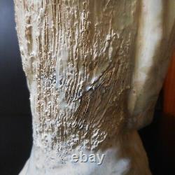 Sculpture statue femme céramique faïence barbotine vintage art déco France N7842