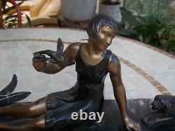 Statue Art Deco Femme Oiseau Et Chien