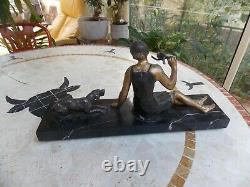 Statue Art Deco Femme Oiseau Et Chien