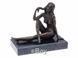 Statuette de femme nue style ancien/art déco Sculpture en bronze
