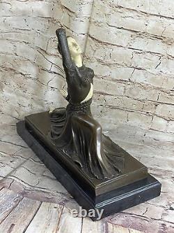 Superbe Antique Art Déco Bronze De Un Danseuse Femme Signée Décor Ouvre Nr