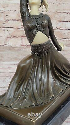 Superbe Antique Art Déco Bronze De Un Danseuse Femme Signée Superbe Ouvre