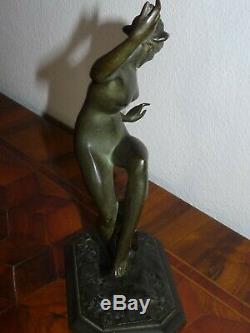 Superbe rare ancienne sculpture art déco femme en bronze signée J Gauvenet