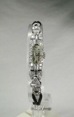 Très Belle Montre Art Deco Lusina Platine Et Diamants Baguettes Brillants 1925