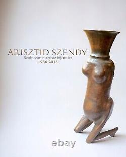 Vase Art déco 33X10X12 Arisztid Szendy corps Femme en laiton patiné marron