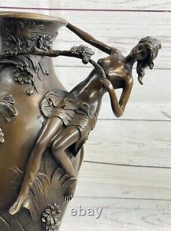 Vase Figurine Femme Sexy Fille Art Déco Style Nouveau Bronze'Lost' Cire