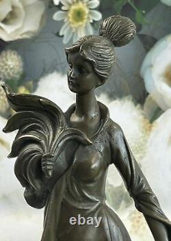 Voluptueuse Art Déco Bronze Massif Chair Figuratif Femme Maiden Figurine Signe